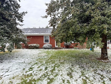 3302 Goldsmith Ln, Louisville, KY 40220 - photo 2