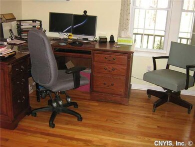 Studio/Study/Office