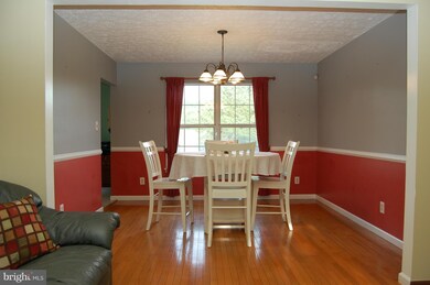 11801 Clarence Dr, Fredericksburg, VA 22407 - photo 7