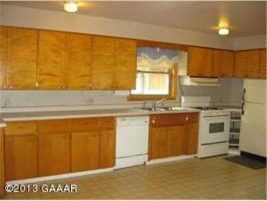 712 Cardinal Ln SW, Alexandria, MN 56308 - photo 5