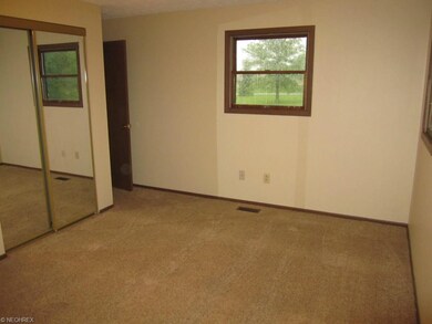 Master Bedroom - upper level
