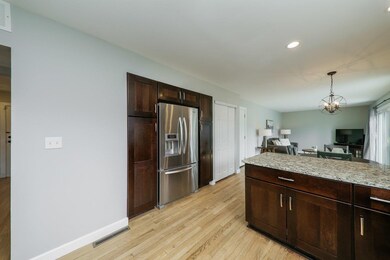 4345 Hoover St, Rolling Meadows, IL 60008 - photo 7