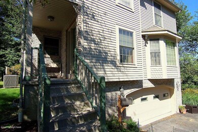 152 Collins St, Stroudsburg, PA 18360 - photo 6