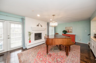 10262 Longmont Dr unit 41/4, Houston, TX 77042 - photo 3