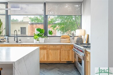 204 E Gaston St, Savannah, GA 31401 - photo 7