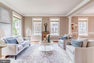 8702 Esquire Crossing Ln, Vienna, VA 22180 - photo 2