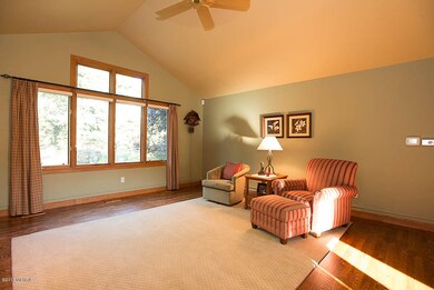 Westchester Way-9059