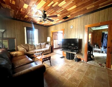 81 Water St, Lancaster, NH 03584 - photo 6