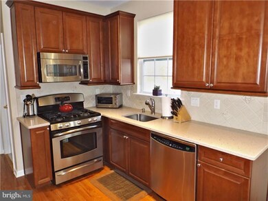 10 Carnation Rd, Monroe Township, NJ 08831 - photo 4