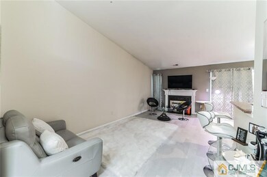 5052 Beech Ct, Monmouth Junction, NJ 08852 - photo 6