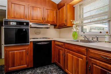 1141 N 27th St, Allentown, PA 18104 - photo 6