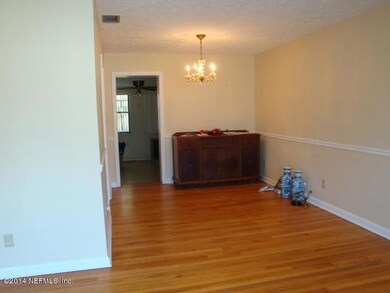 6331 Solandra Dr, Jacksonville, FL 32210 - photo 6