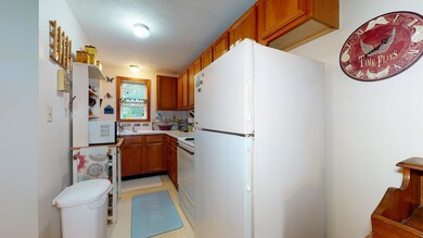 9-web-or-mls-32-Log-Cabin-Rd-06292022_08