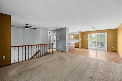 1041 Hutton Hill Dr, Marion, IA 52302 - photo 3