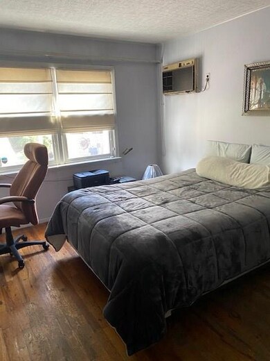 12 Pinecrest Rd, Jersey City, NJ 07305 - photo 6