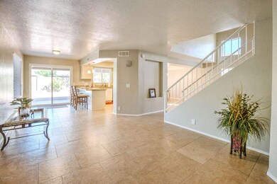 2540 W Gail Dr unit 2, Chandler, AZ 85224 - photo 3