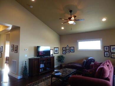 127 Lazy Creek Way 023