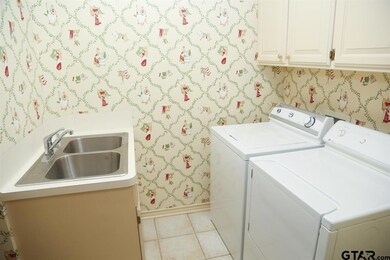 1120 1120 Ashwood, Tyler, TX 75703 - photo 7