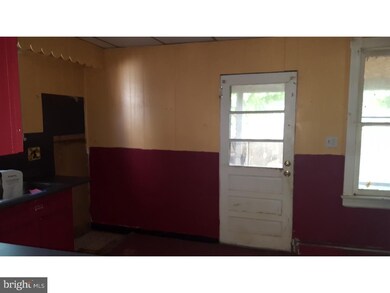 44 E Hancock St, Riverside, NJ 08075 - photo 6