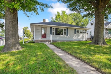 2600 Mount Vernon Rd SE, Cedar Rapids, IA 52403 - photo 2