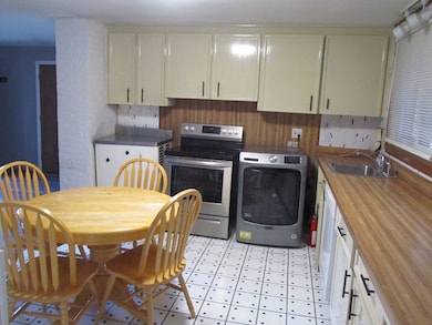 19 Ruth Rd, Brockton, MA 02302 - photo 5