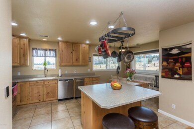 005_Kitchen