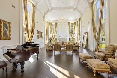 51 Chestnut Ridge Rd, Saddle River, NJ 07458 - photo 5