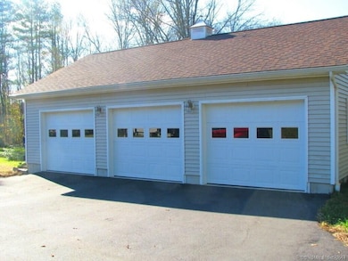 8 S Bigelow Rd, Hampton, CT 06247 - photo 4