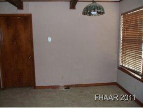 11503 Vaughn Rd, Troy, TX 76579 - photo 6