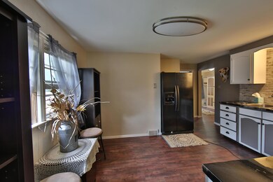 Kitchen (2)