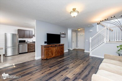 08-Living Room 20220630-DW-8188-Edit