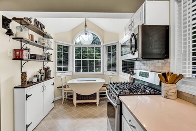 1 Lilac Ct unit 1, Hopkinton, MA 01748 - photo 2