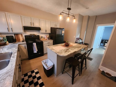 624 Michigan St unit 524 State 138 E Sher, Petoskey, MI 49770 - photo 2