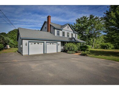 64 Clement Rd, Hudson, NH 03051 - photo 2