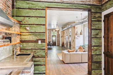 922 24 Melpomene St, New Orleans, LA 70130 - photo 5