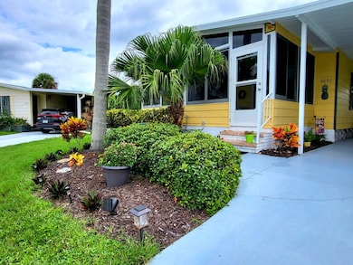 5691 Halifax Ln unit 515, Sarasota, FL 34233 - photo 5