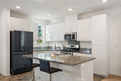 5604 Altamura Way unit 10, Fontana, CA 92336 - photo 7