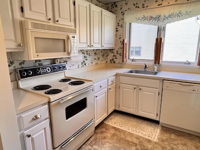 42 Heritage Condo Way unit 14D, Woodstock, VT 05091 - photo 7