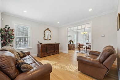 42 W Elm St, Hopkinton, MA 01748 - photo 5