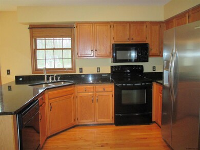 112 Old Orchard Ln, Ballston Spa, NY 12020 - photo 5