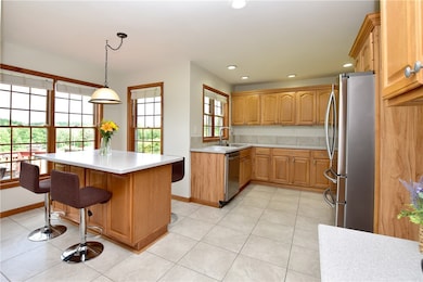 Eat in kitchen with island