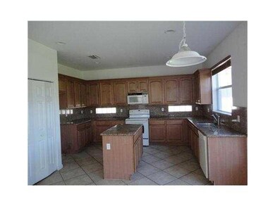 1101 Center Stone Ln, Riviera Beach, FL 33404 - photo 5