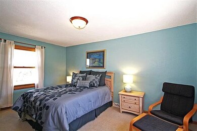 661 Janesville St, Oregon, WI 53575 - photo 4