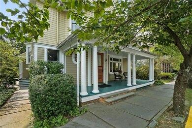 535 Thomas St, Stroudsburg, PA 18360 - photo 2