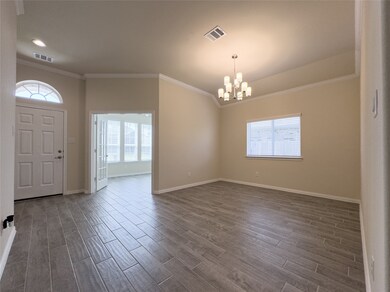 23117 Zinfandel Dr, Alvin, TX 77511 - photo 2