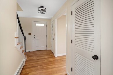 106 Weir St, Hingham, MA 02043 - photo 4