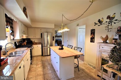 902 Clydesdale Dr, Bear, DE 19701 - photo 5