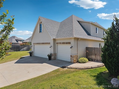 Lovely 2 story home!