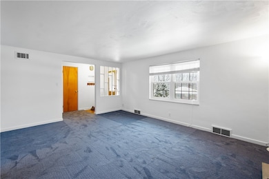 8784 Terrace Dr, Pittsburgh, PA 15237 - photo 5