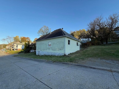 202 Quincy St, Clarksburg, WV 26301 - photo 4